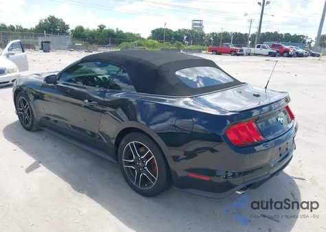 2020 Ford Mustang Ecoboost Premium z USA, uszkodzony, nr VIN 1FATP8UH6L5137707